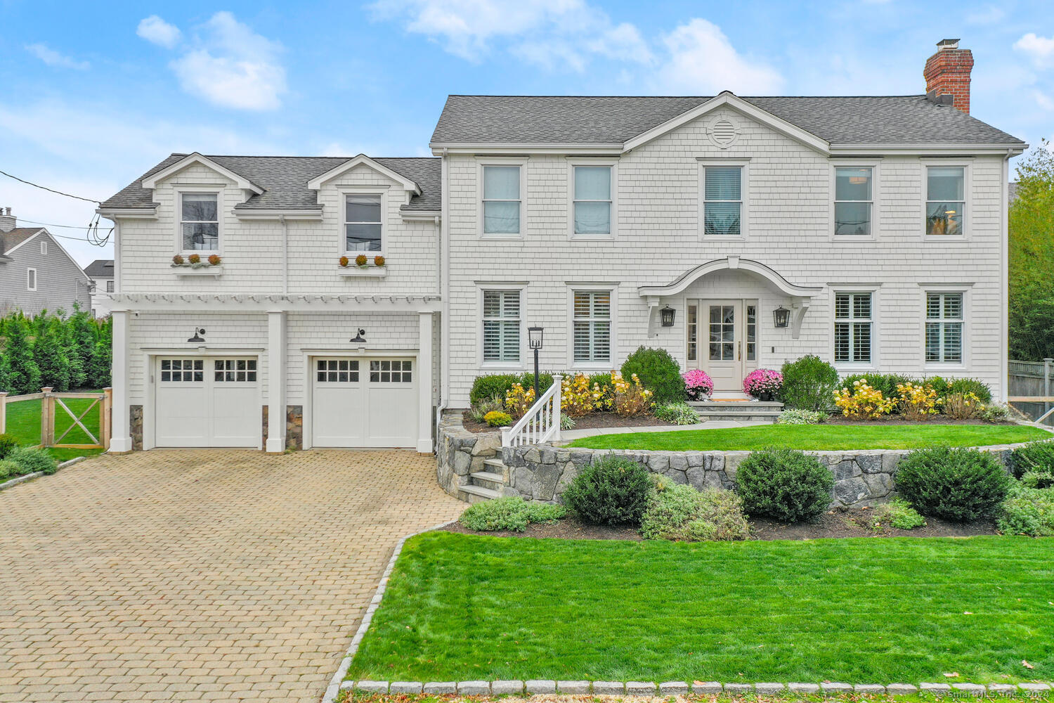 16 Island Way