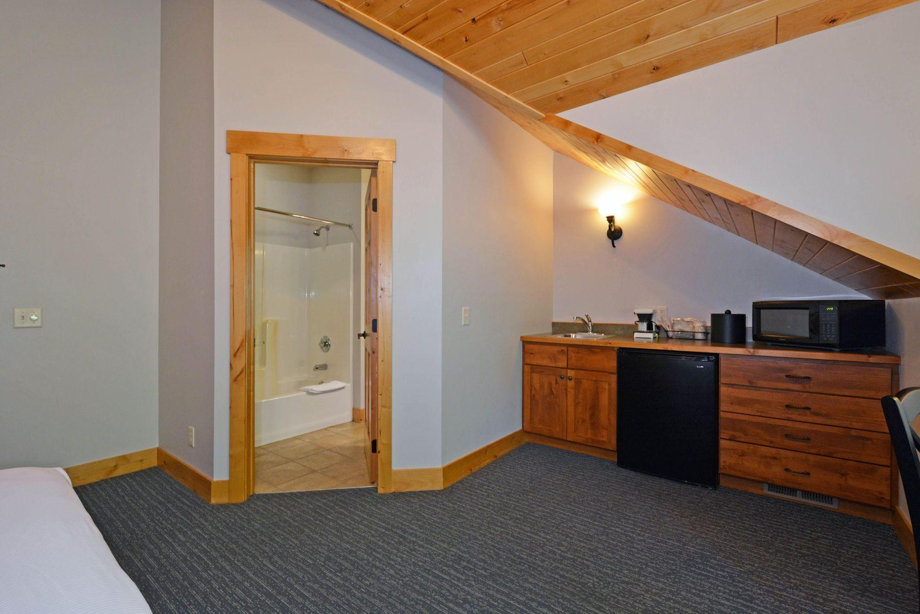 24909 Sandy Lane