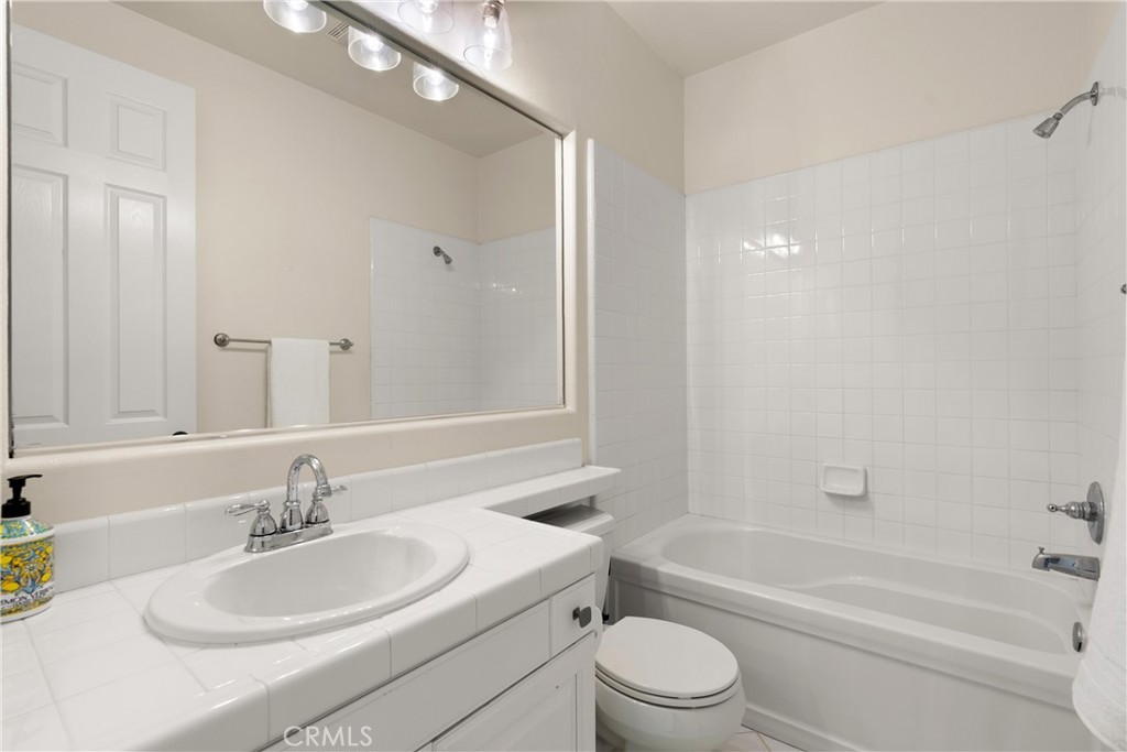 21 Calle Vista Del Sol