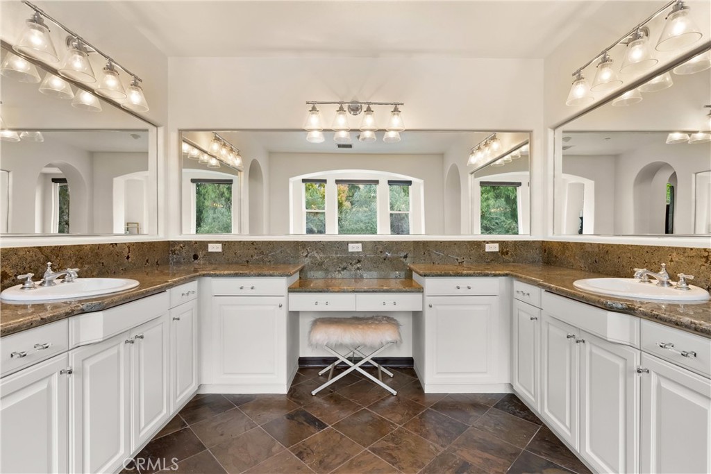 21 Calle Vista Del Sol