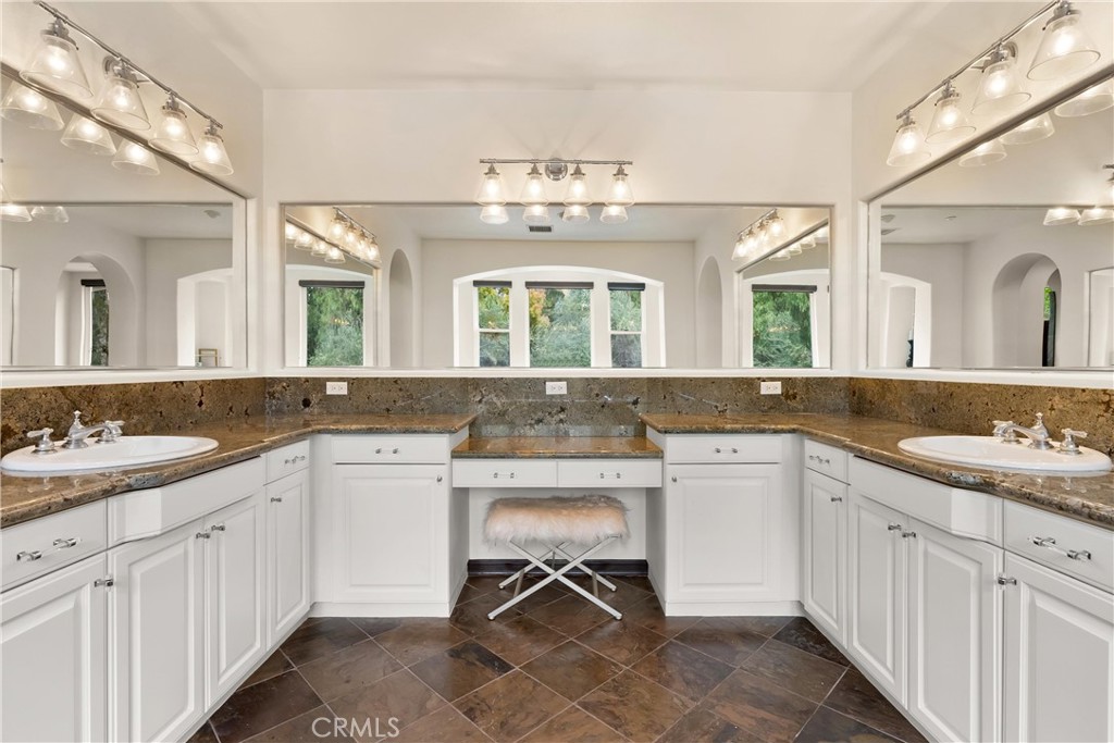 21 Calle Vista Del Sol