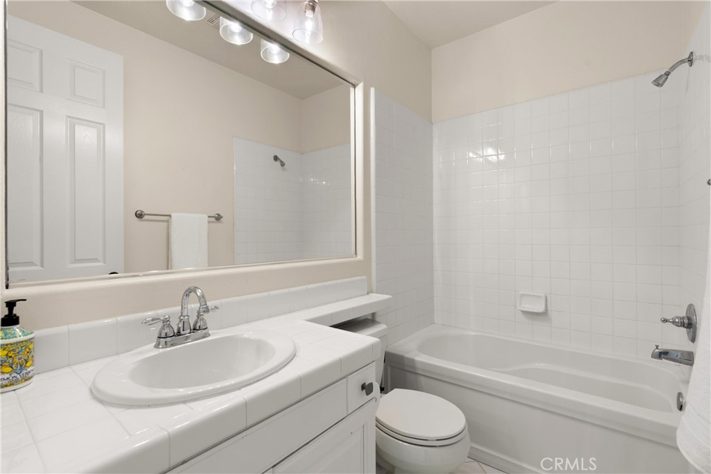 21 Calle Vista Del Sol