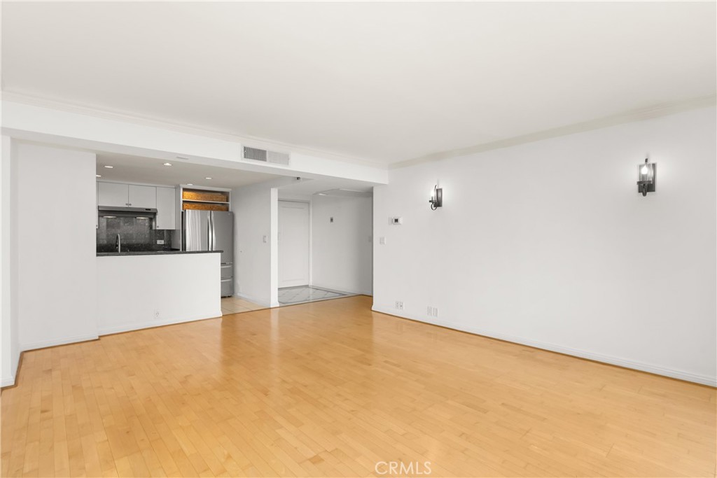 10535 Wilshire