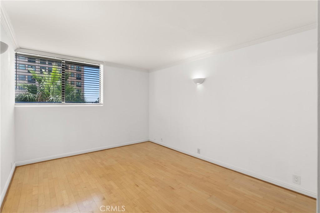 10535 Wilshire