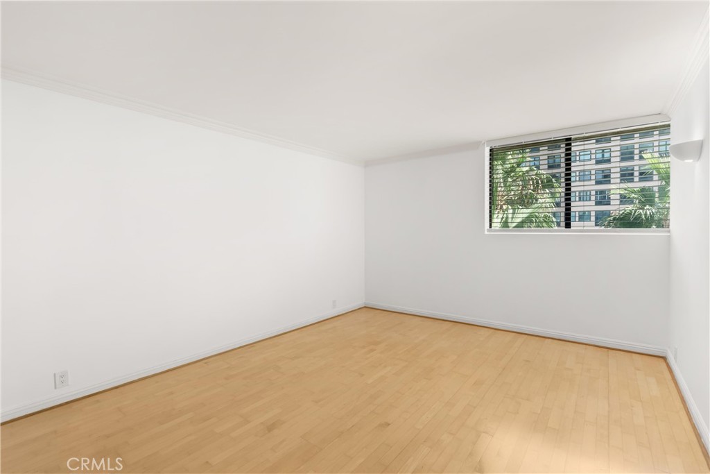 10535 Wilshire