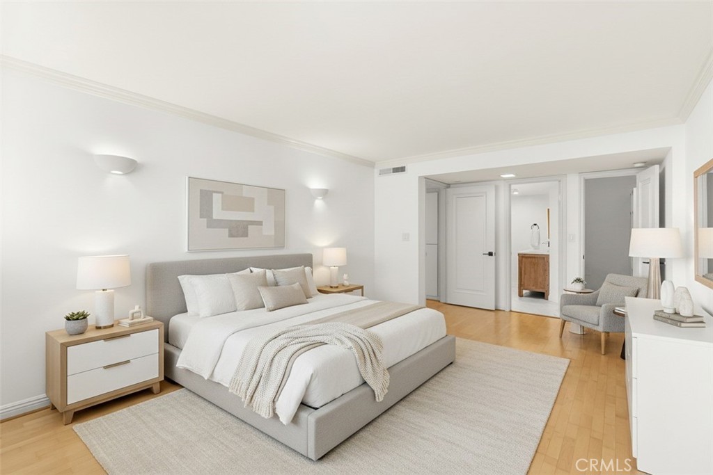 10535 Wilshire