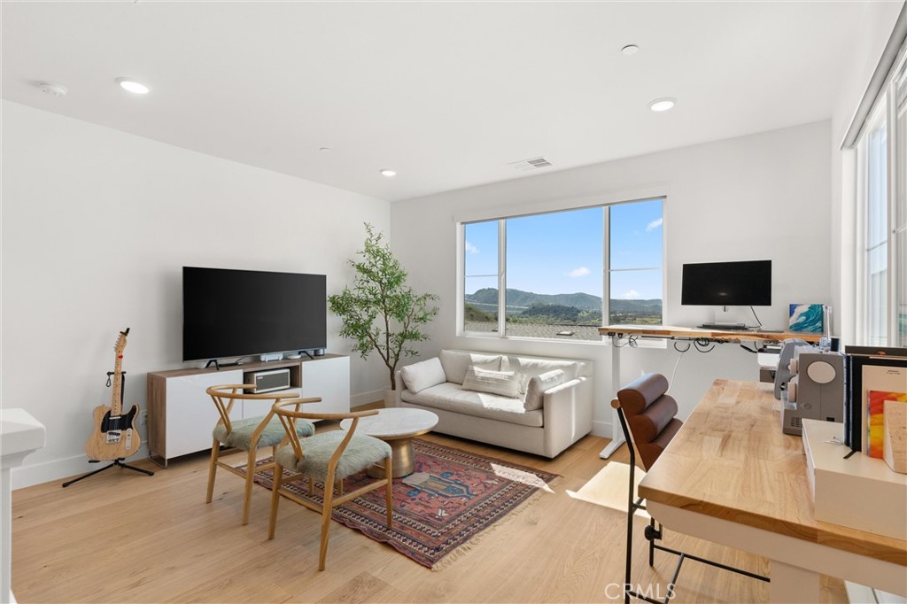 333 Canter Court