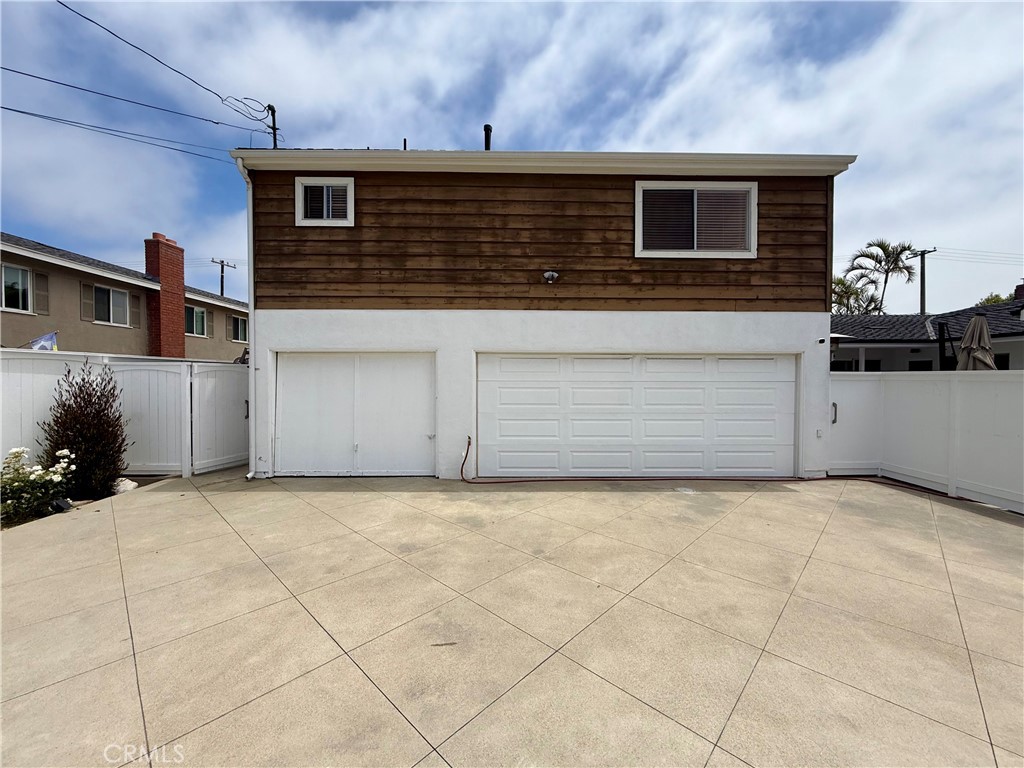 190 B Costa Mesa B
