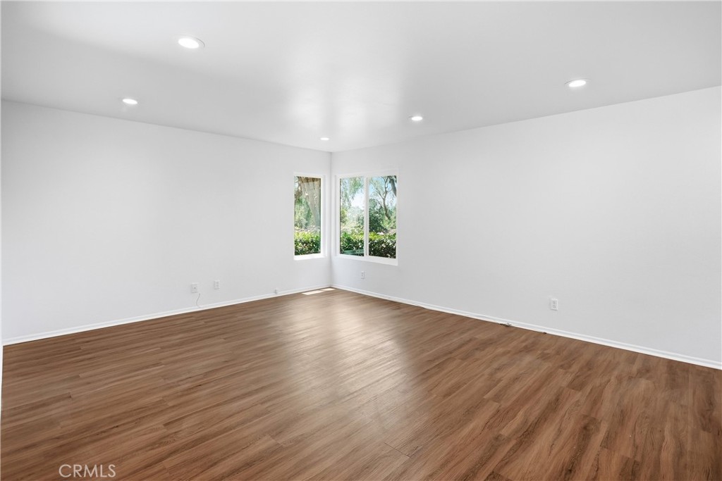 29121 Via Cerrito
