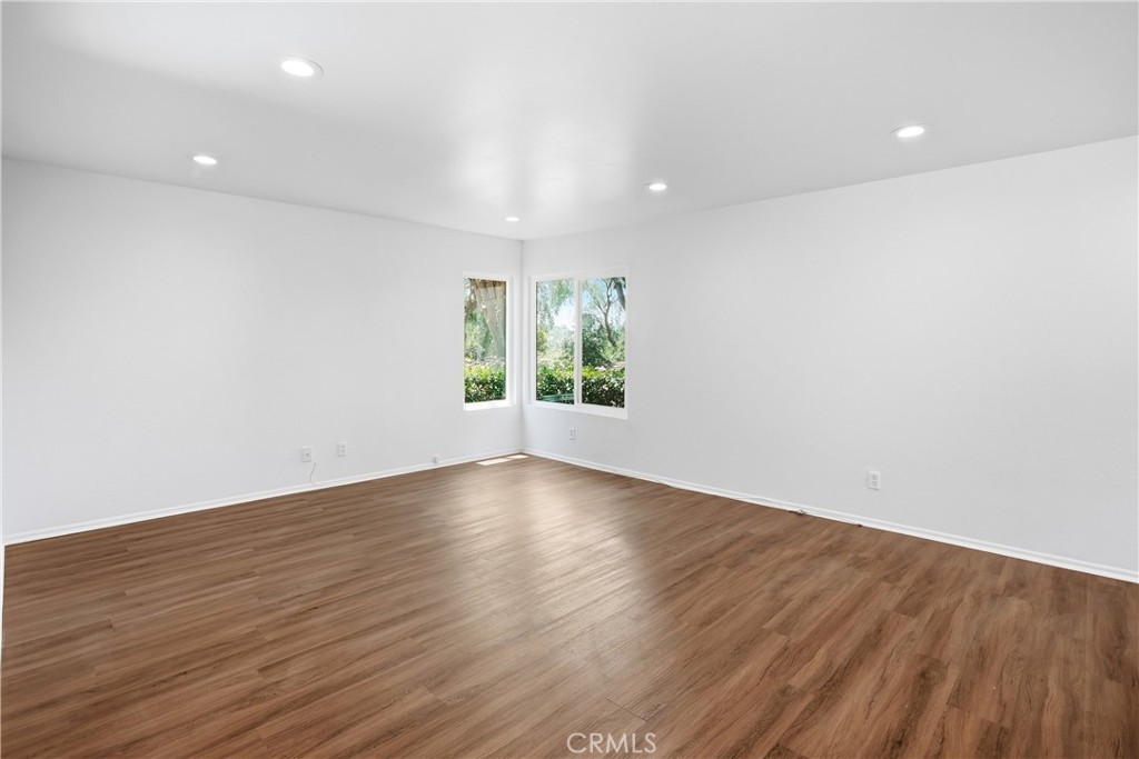 29121 Via Cerrito