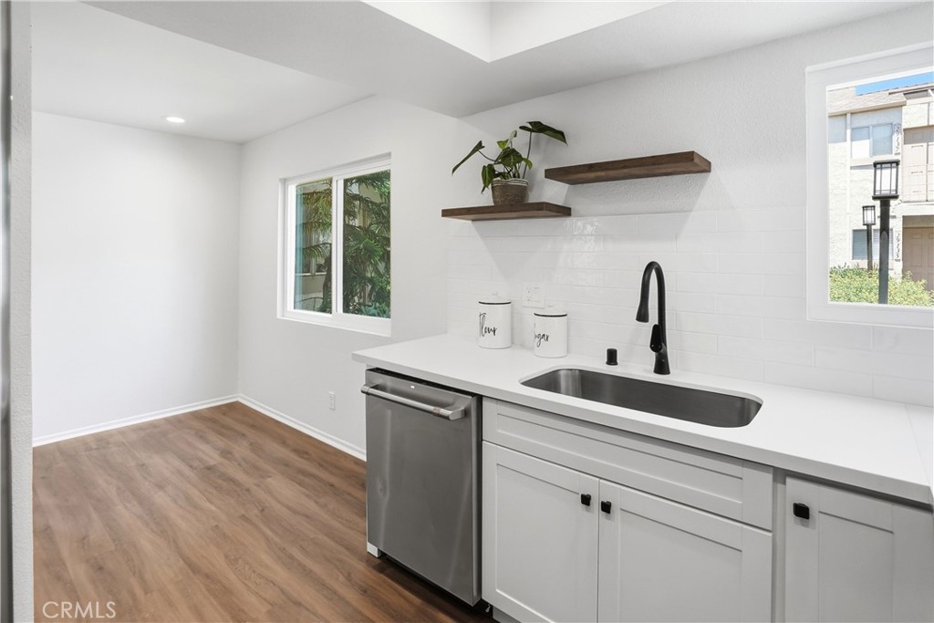 29121 Via Cerrito