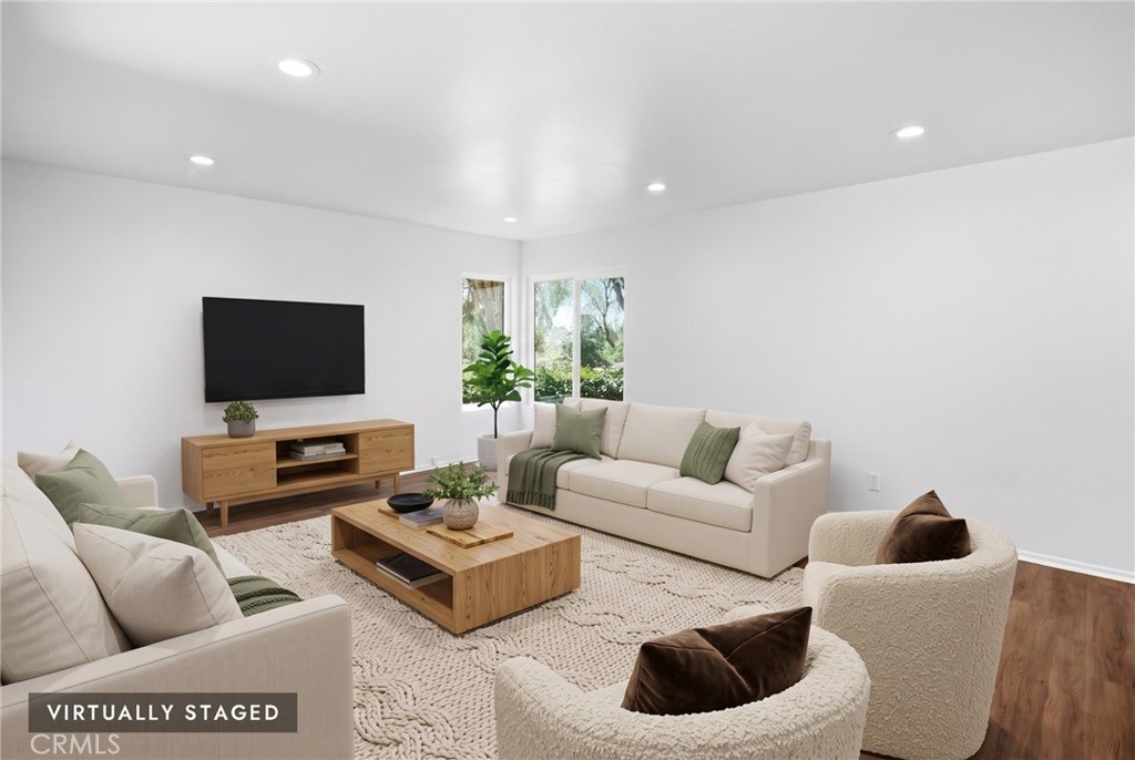29121 Via Cerrito