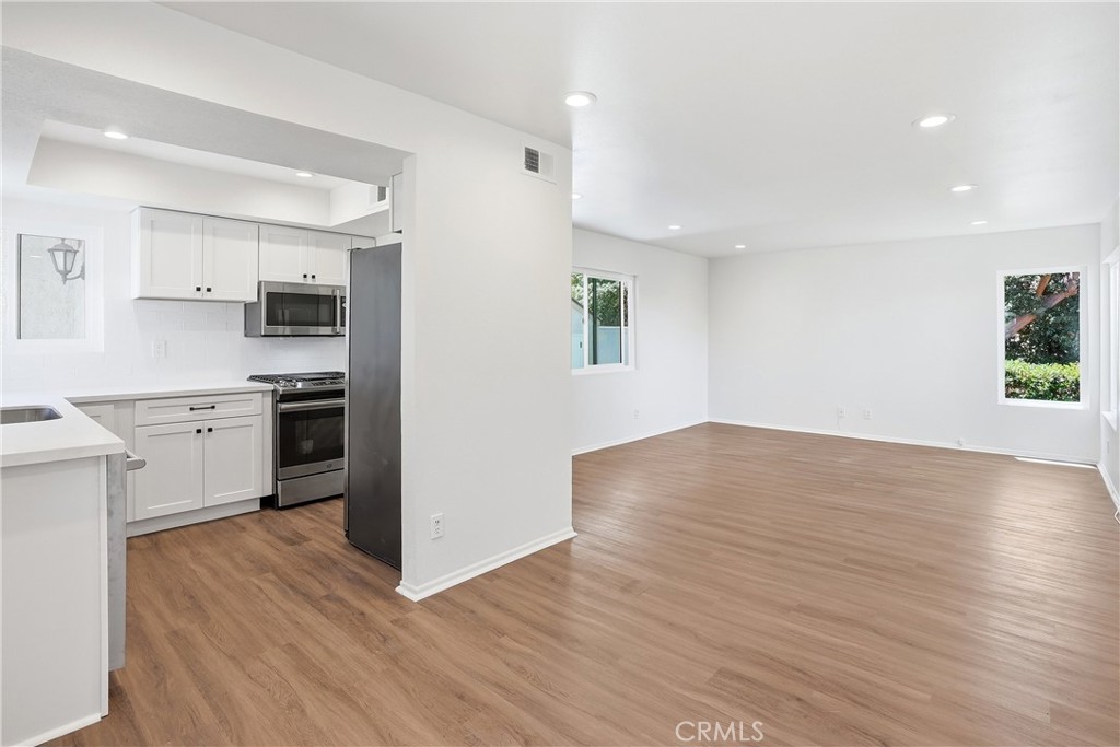 29121 Via Cerrito