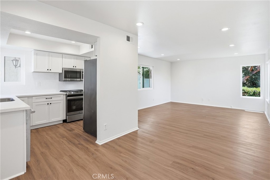 29121 Via Cerrito