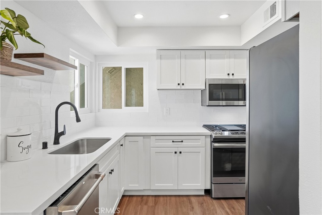 29121 Via Cerrito