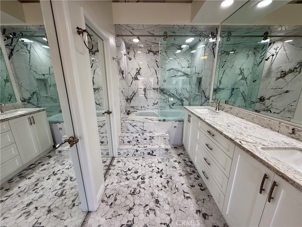 25152 Via Catalina
