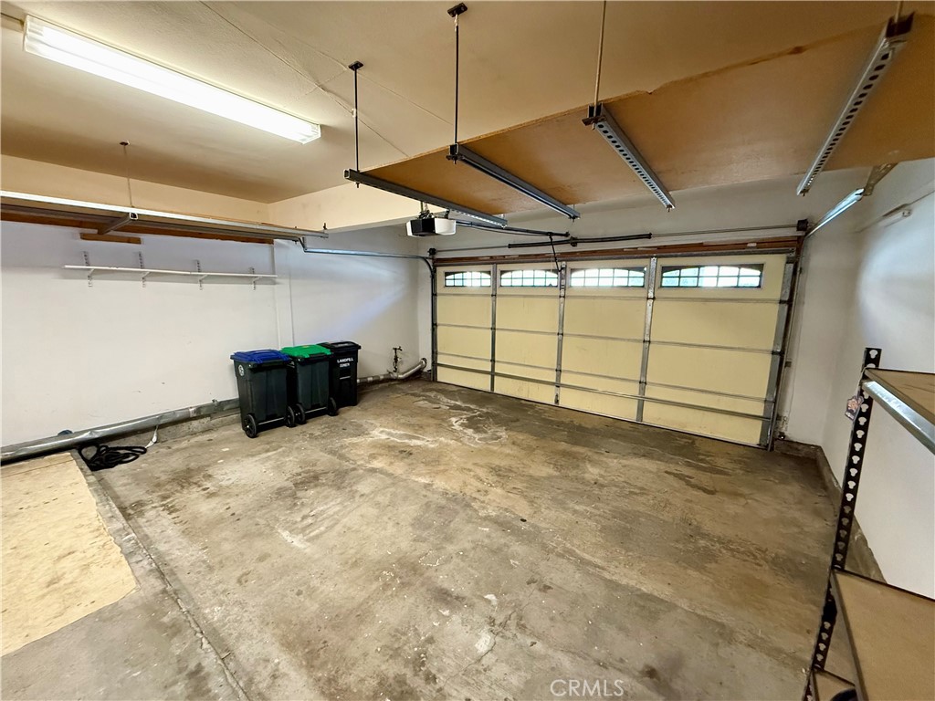 25152 Via Catalina