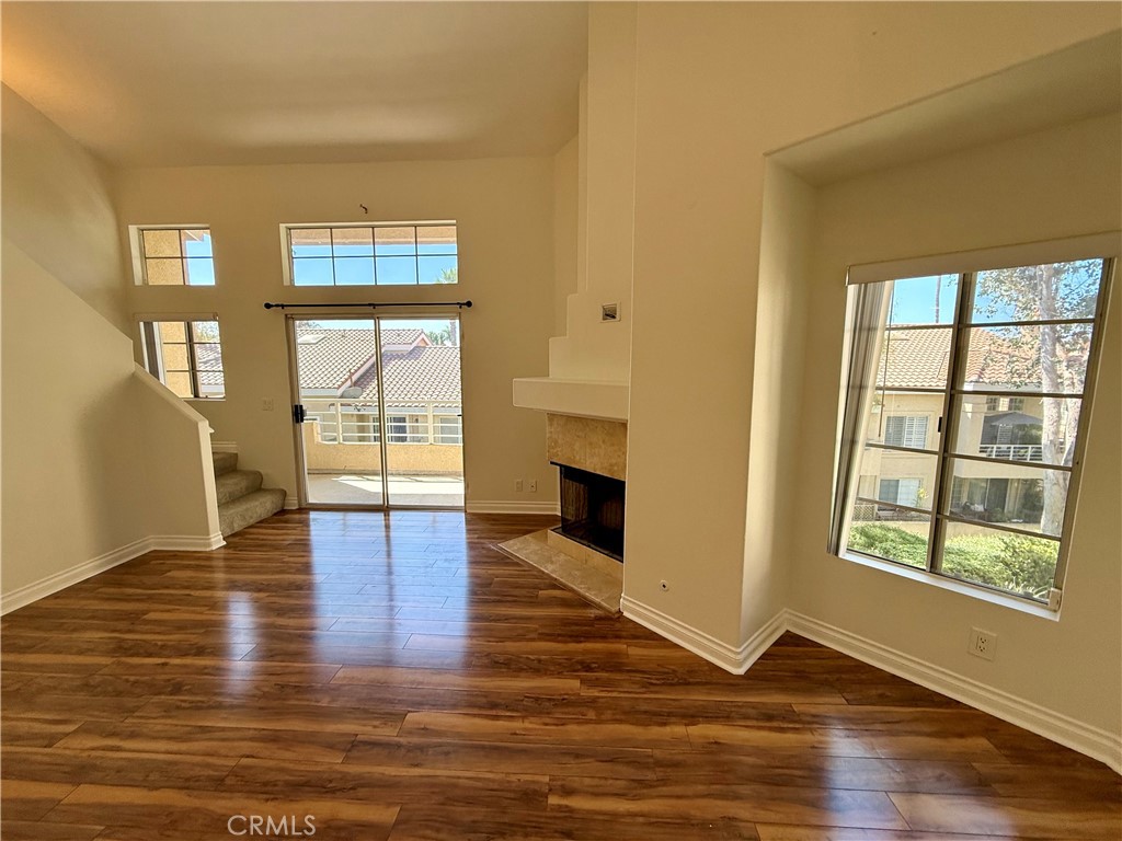 25152 Via Catalina