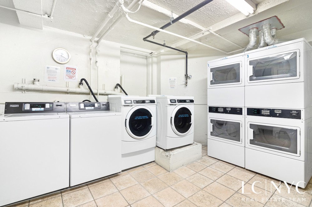 255 West End Avenue 2D