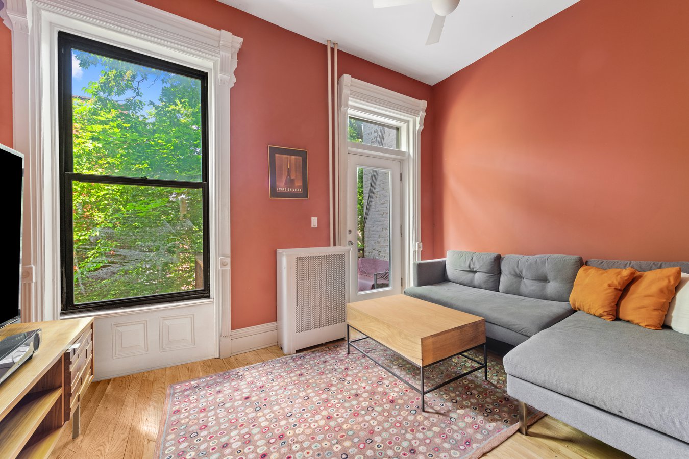 44 Eighth Avenue 2/3