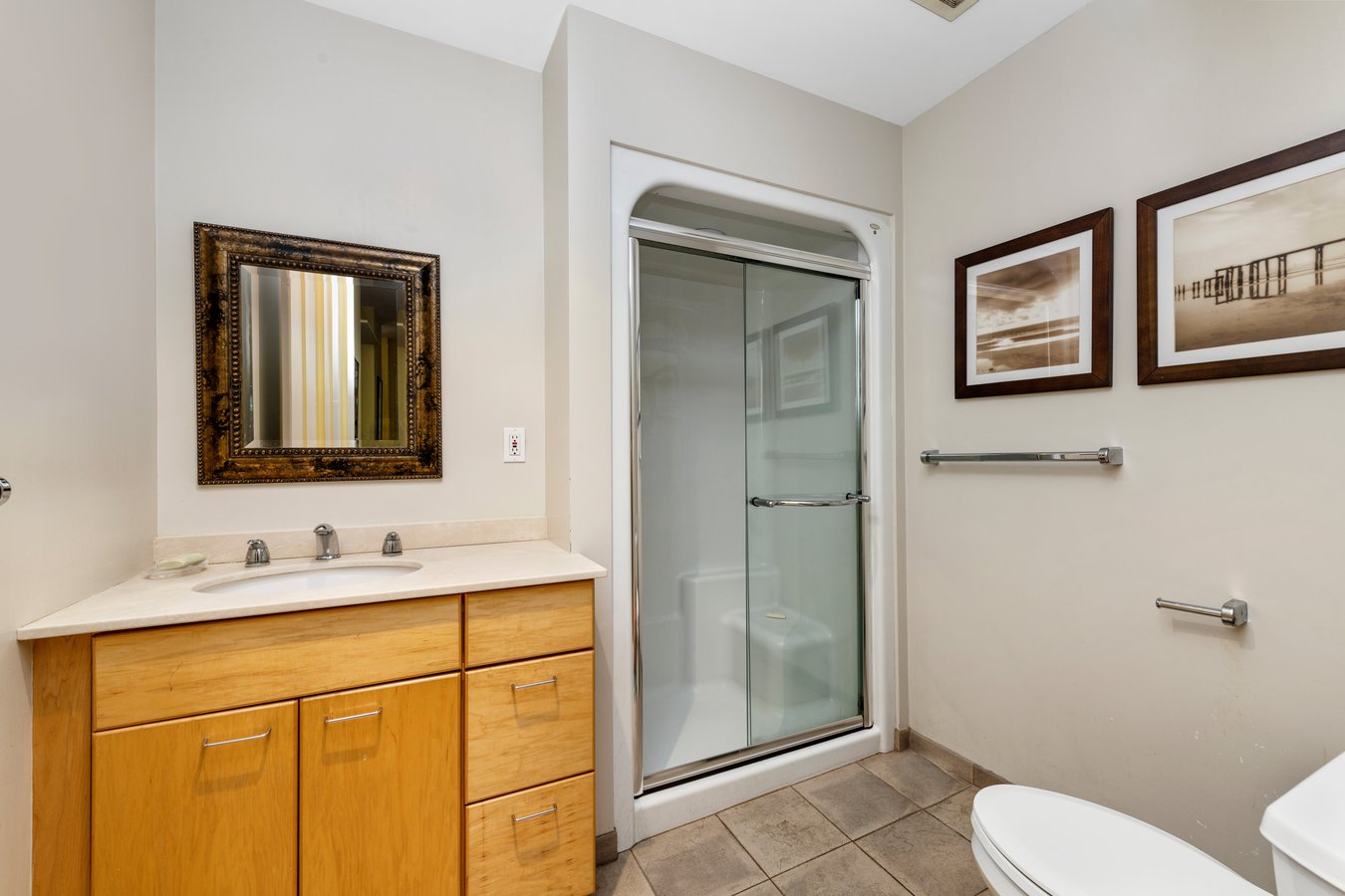 44 Eighth Avenue 2/3