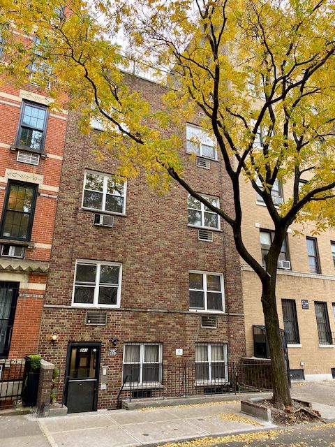 343 W 21st Street 2D