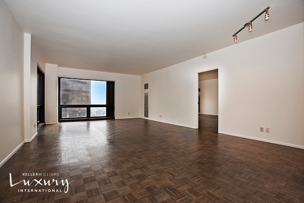 721 5th Avenue 56C