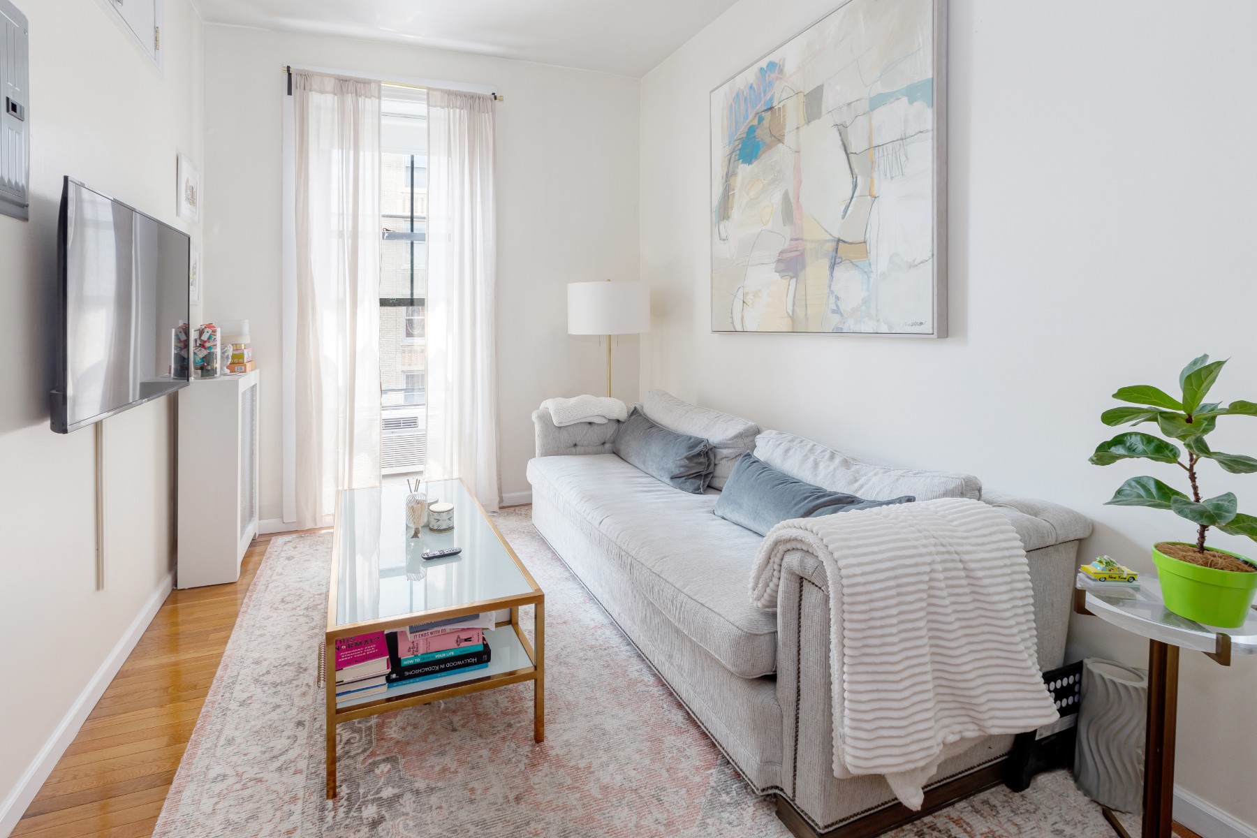 135 Waverly Place 3B