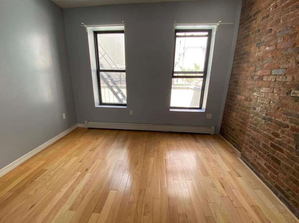 109 Madison Street 14
