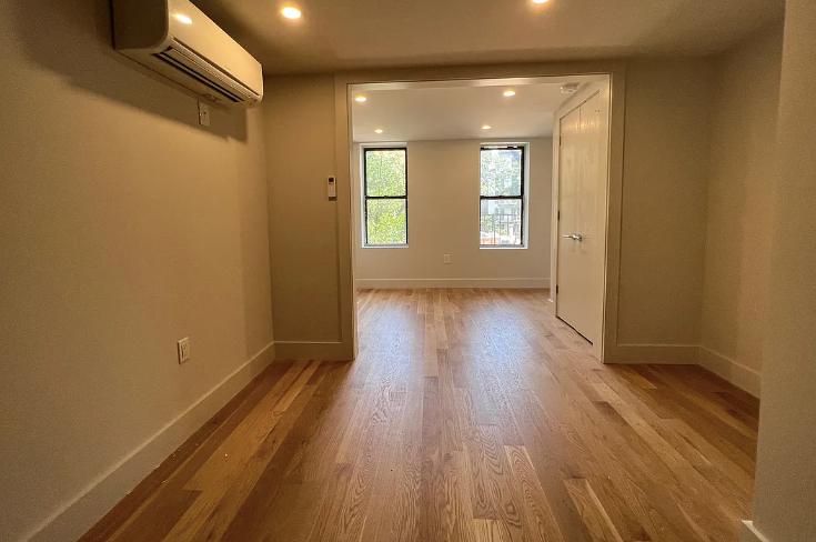 738 E 6th Street 3C