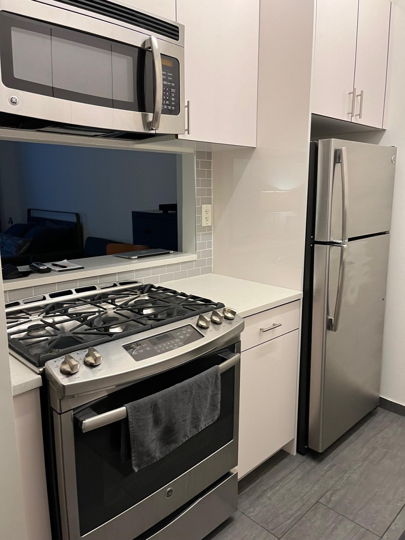 520 W 43rd Street 1E