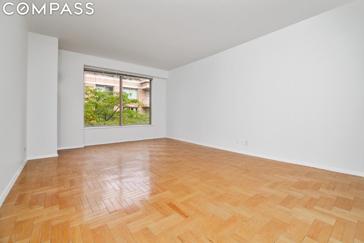 205 E 68th Street T5B