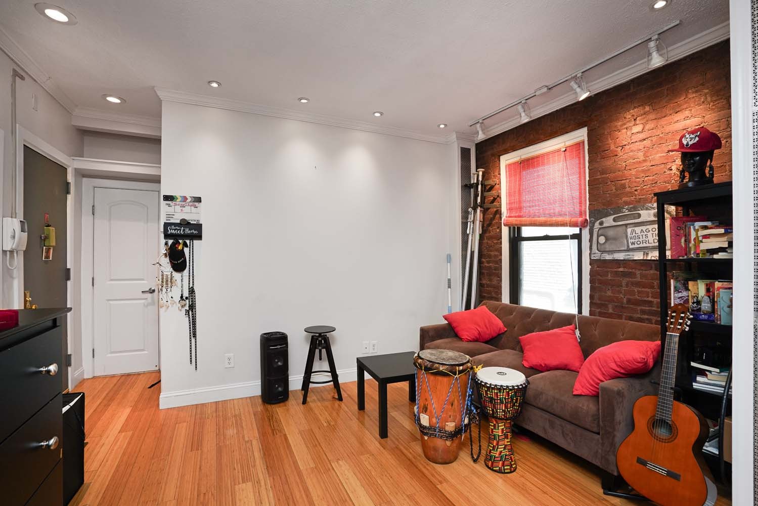 21-47 33rd Street 2c