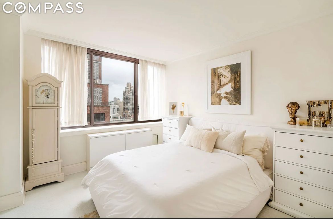 300 E 64th Street 19B