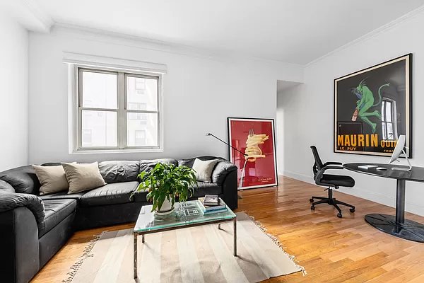 59 E 72nd Street 5D