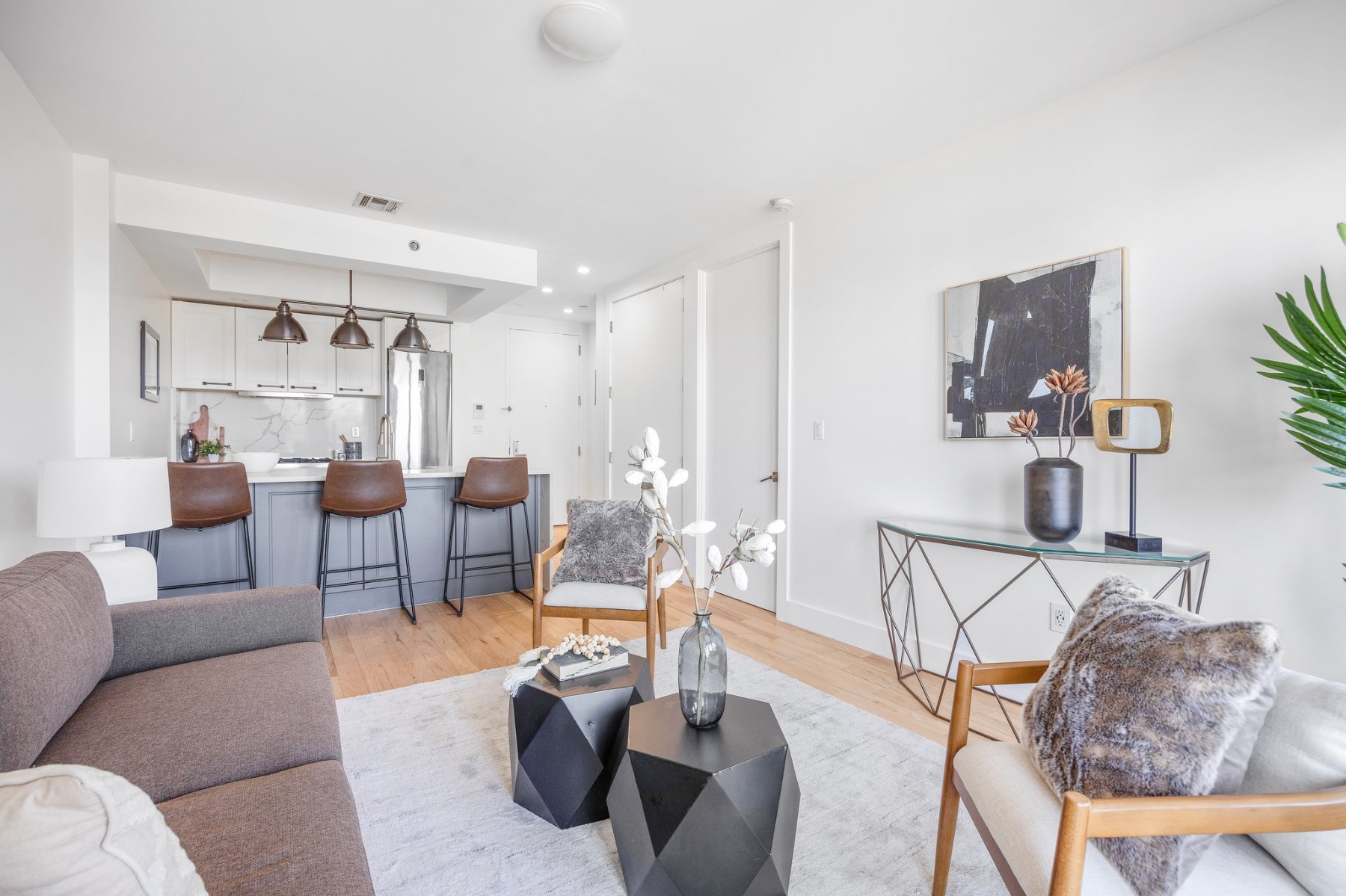 627 Dekalb Avenue 5E