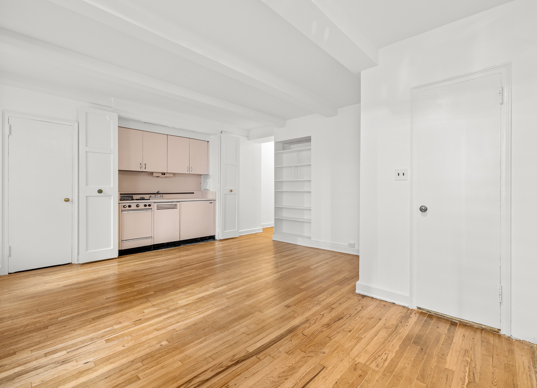 155 E 49th Street 9E