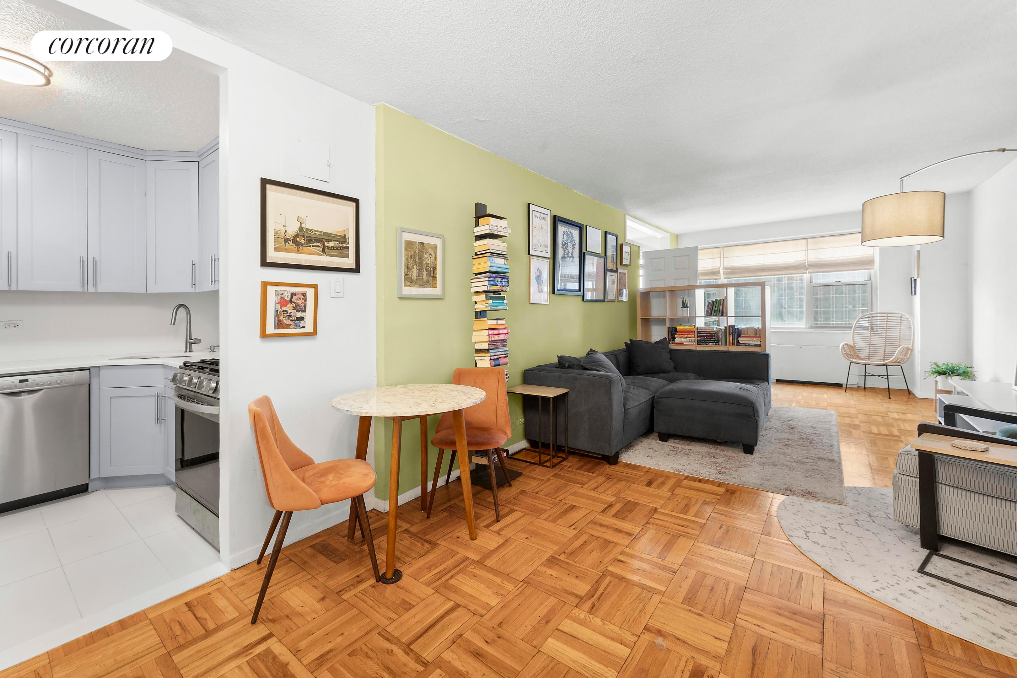 300 E 40TH Street 21G