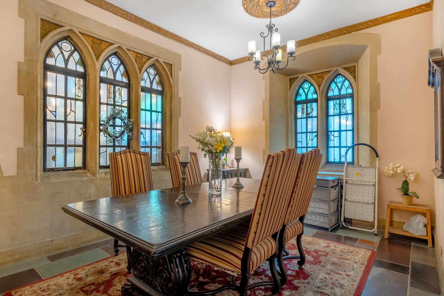 45 Tudor City Place 605