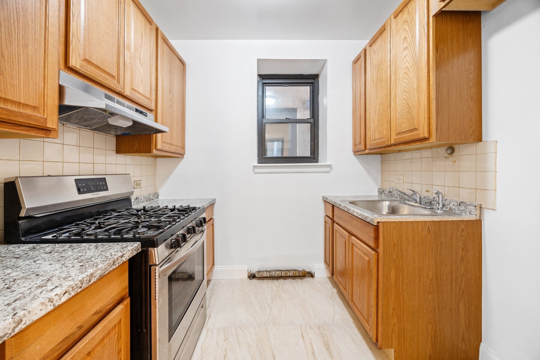 2090 Madison Avenue 1D
