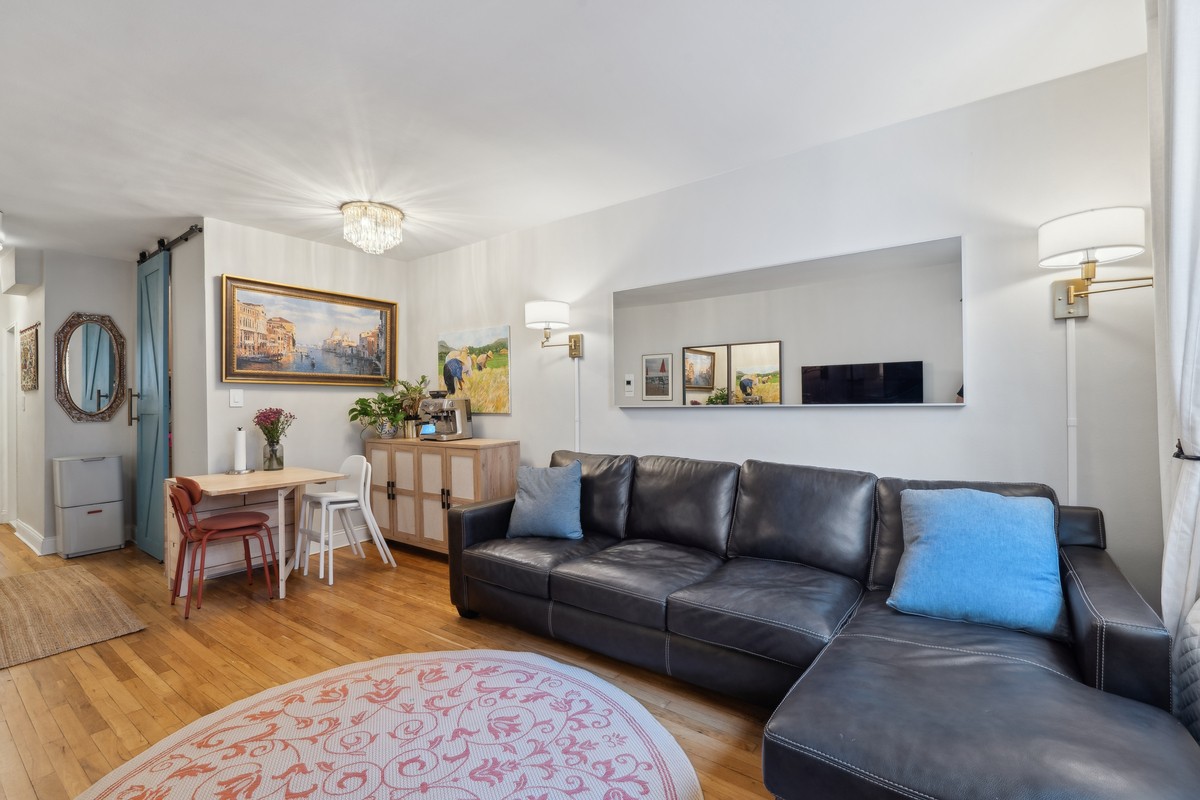 320 E 35th Street 4F