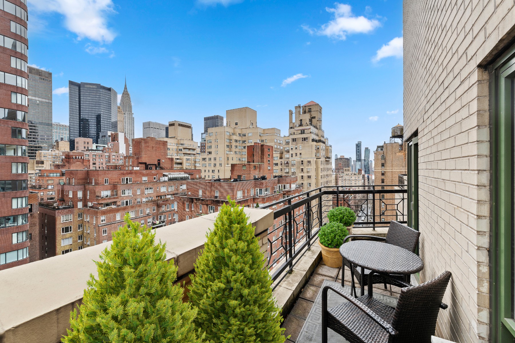 20 E 35th Street 15C