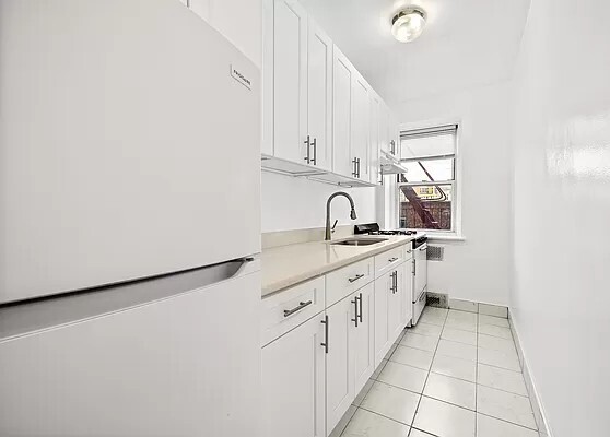 63-109 Saunders Street A11