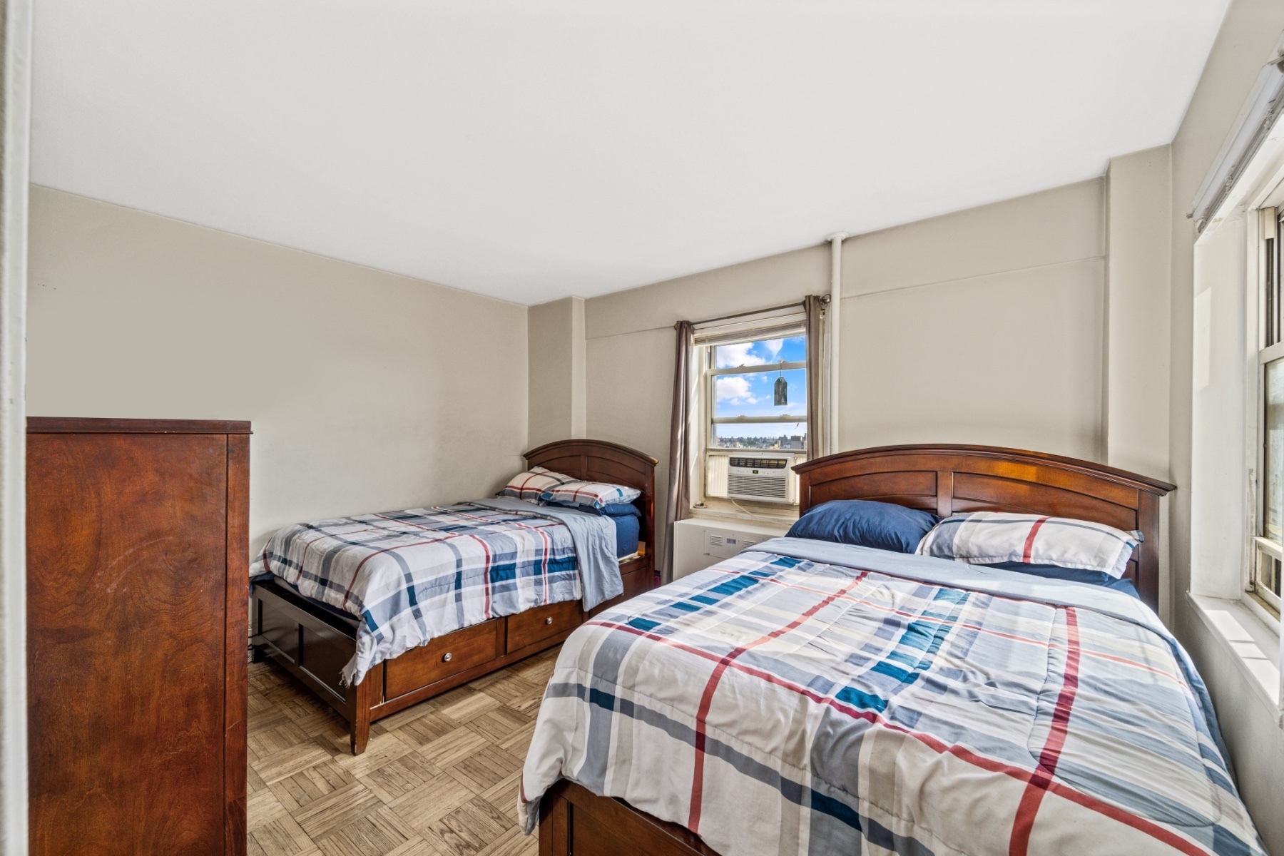 1 Fordham Hill Oval 15B