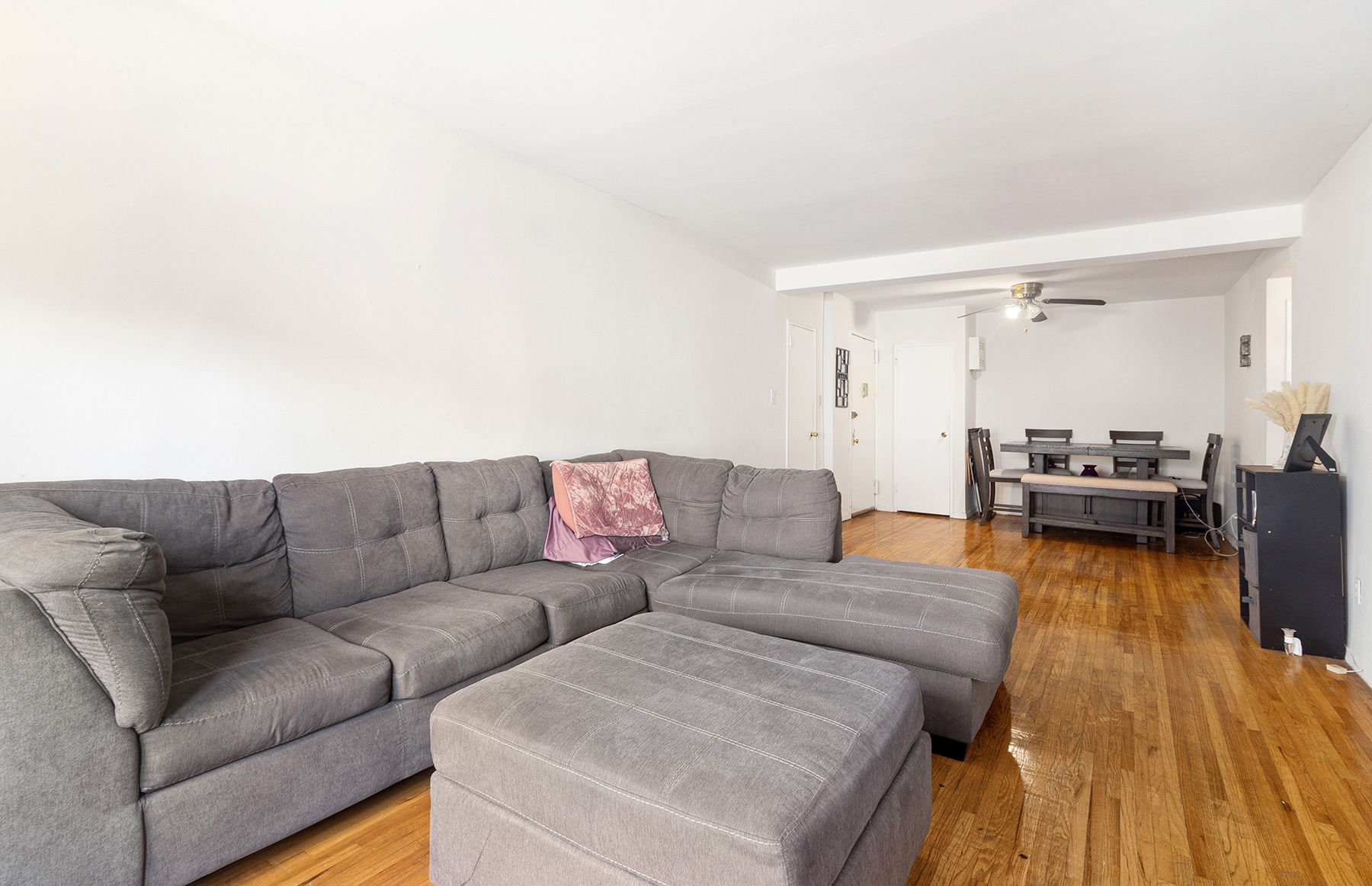 6535 Broadway 2A