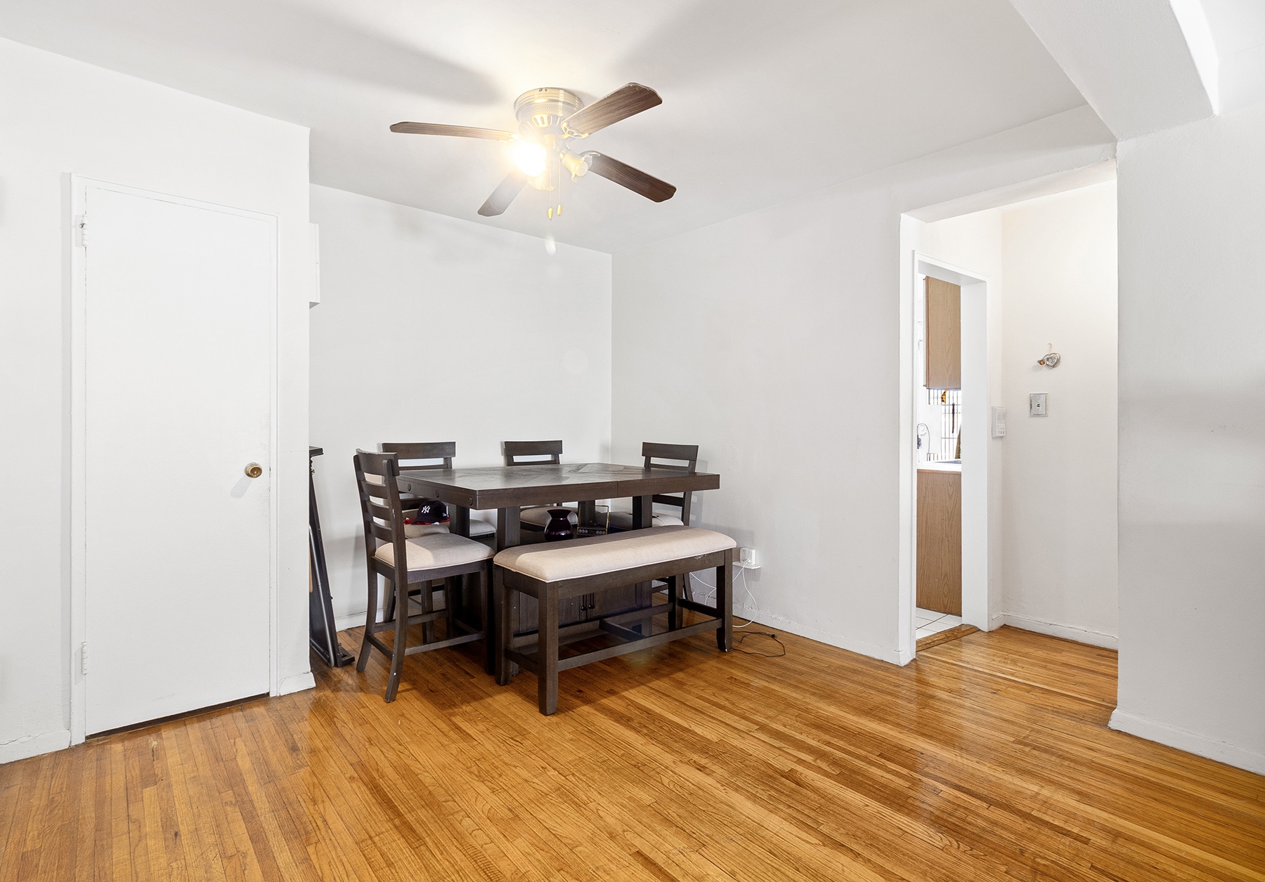 6535 Broadway 2A