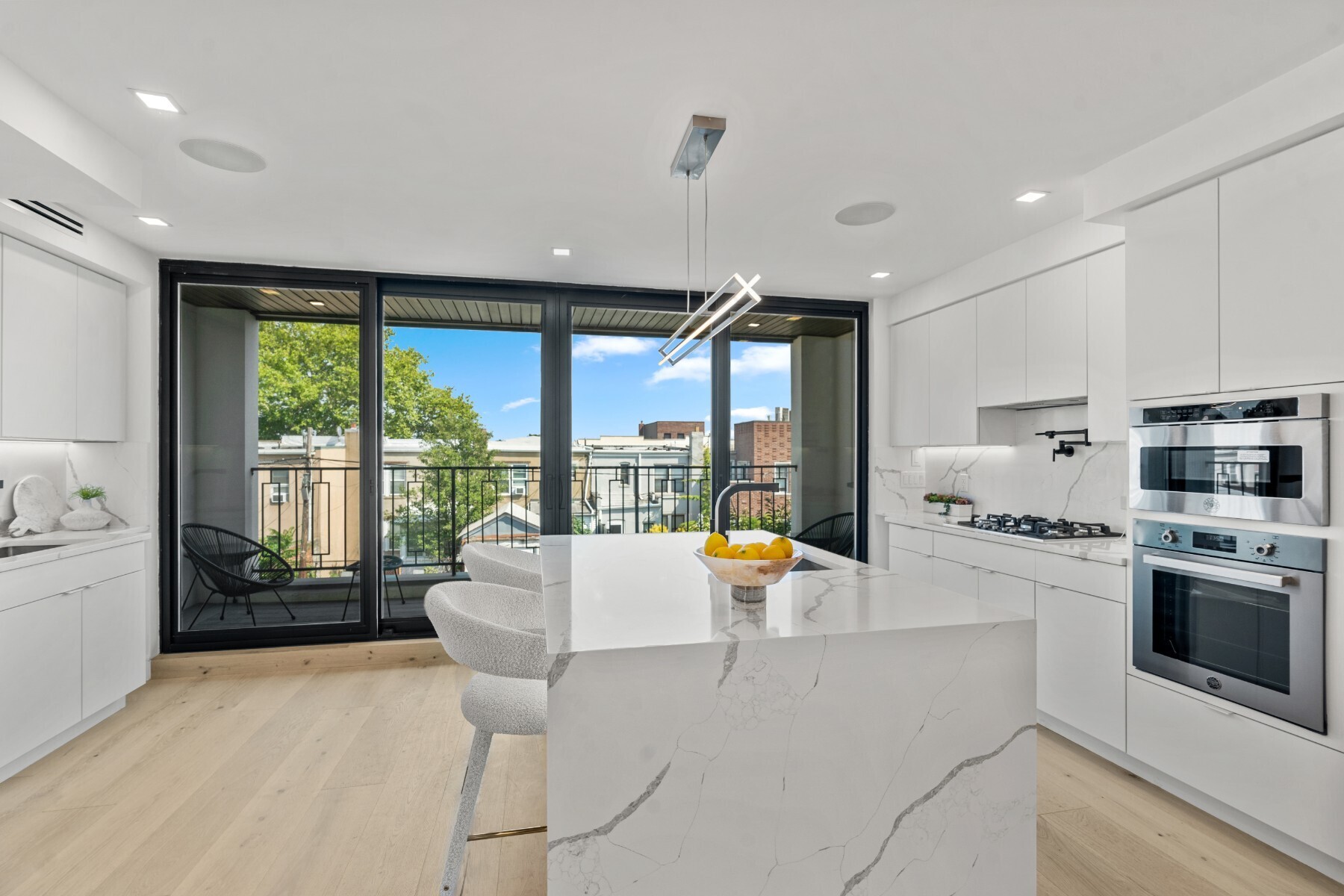 21-25 37th Street