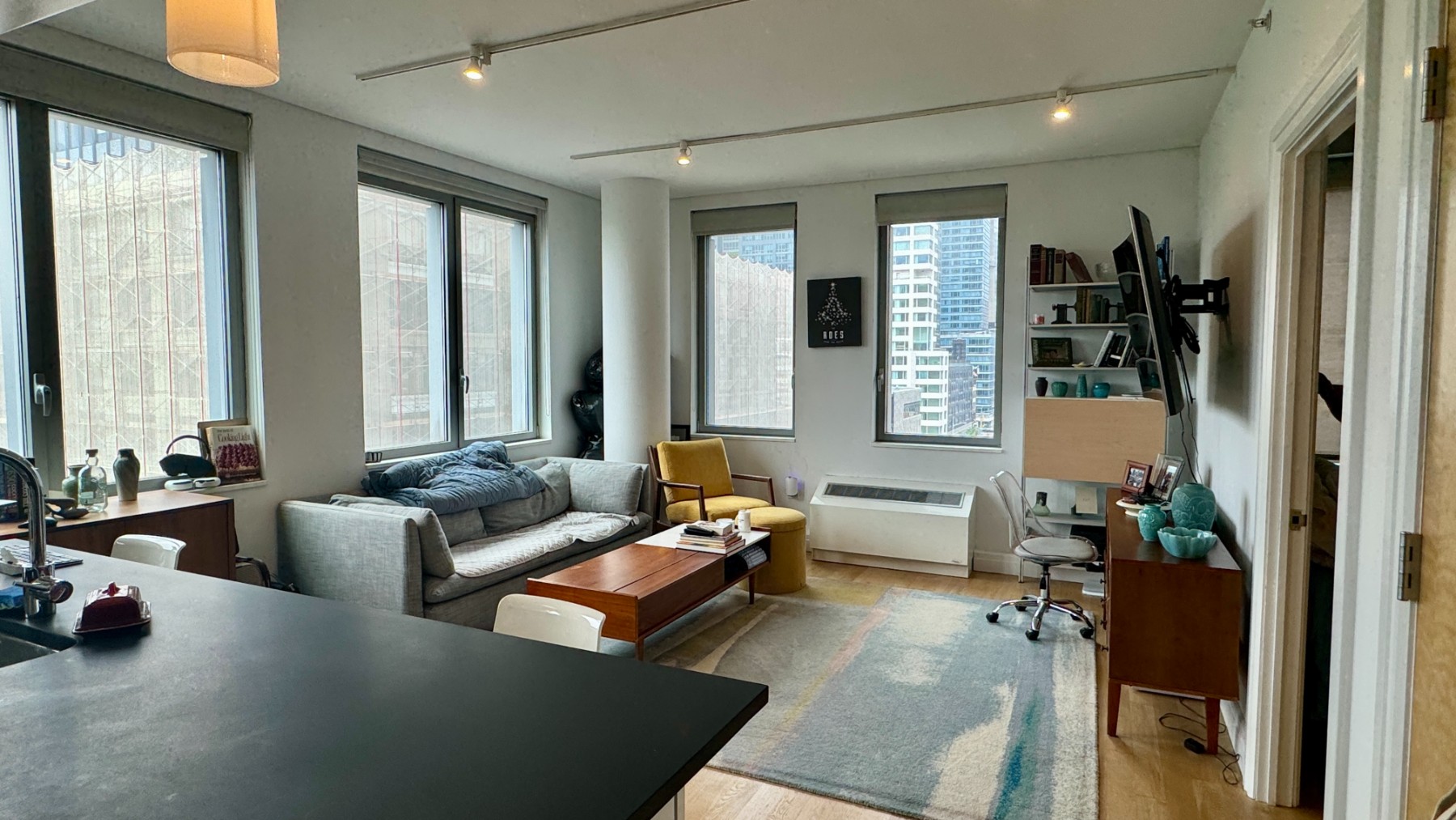 550 W 54th Street 770