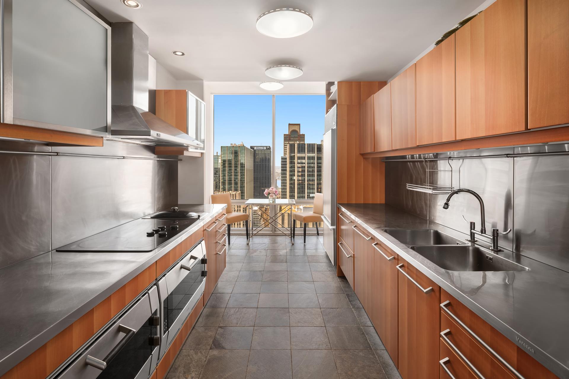 641 5TH Avenue 42H