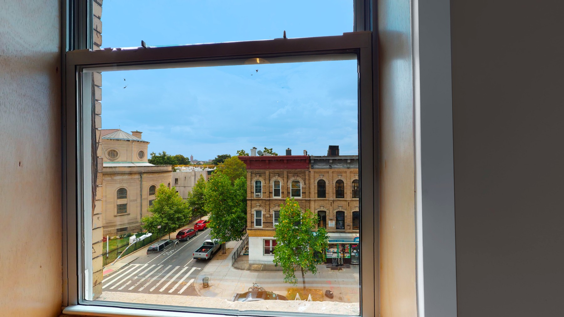 733 Knickerbocker Avenue 4R